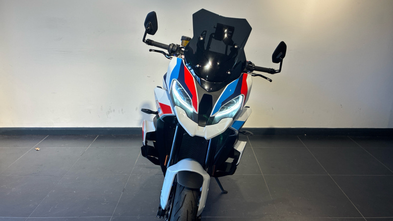 BMW M1000XR (24MY)